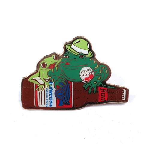 Vintage Budweiser Frogs "Kiss Me I'm Irish" Pin