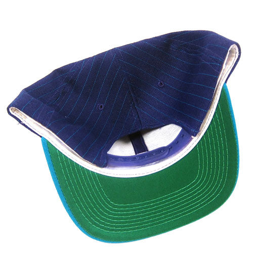 Casquette Snapback Vintage TRES RARE Charlotte Hornets - Alonzo Mourning Starter - Pièce Collector