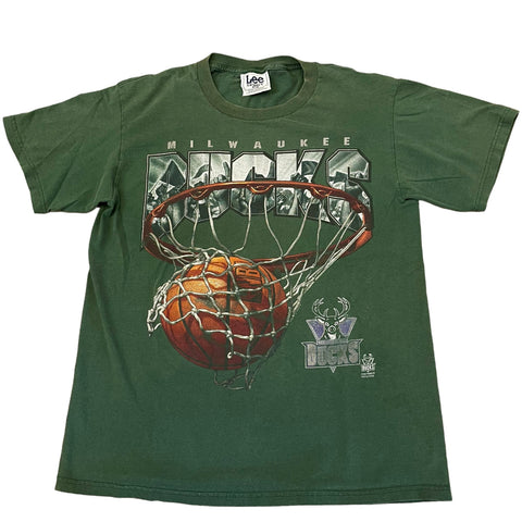 Vintage Milwaukee Bucks T-shirt